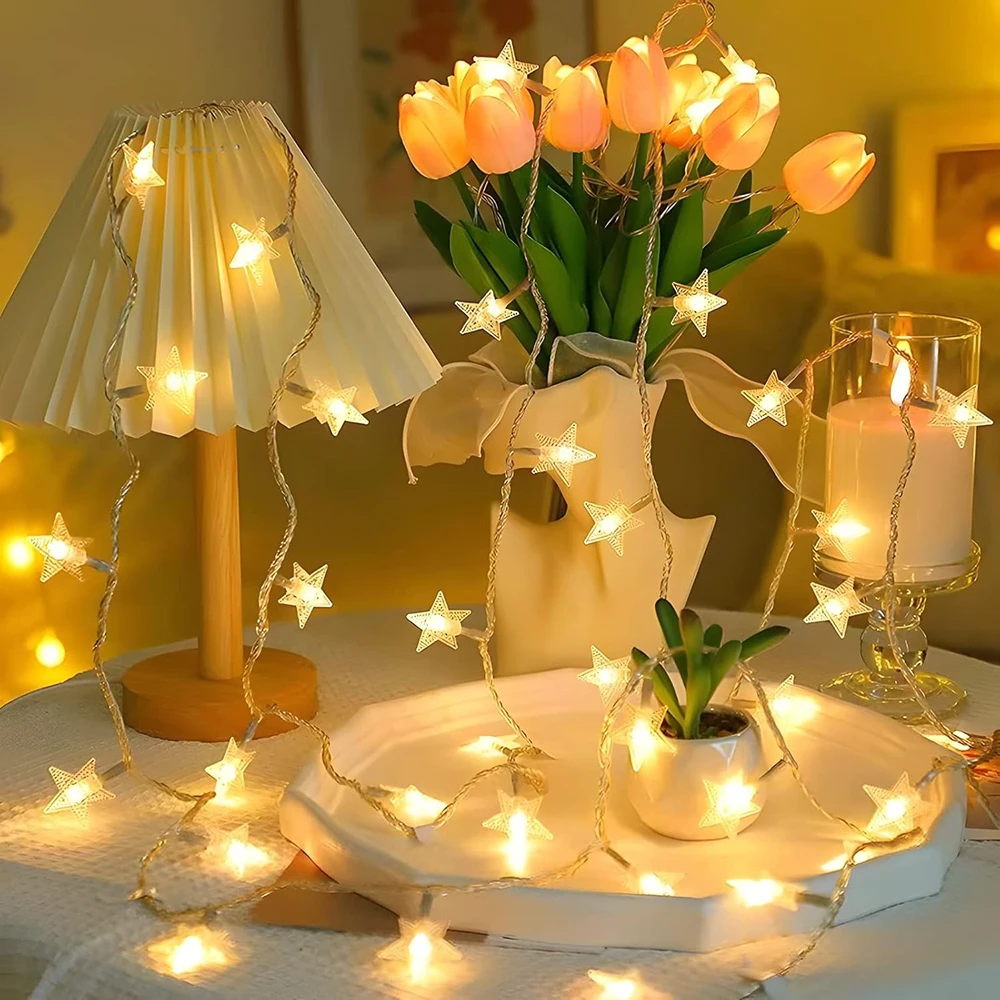 Outdoor Lighting On House - Светодиодные гирлянды со звездами, USB/на батарейках,